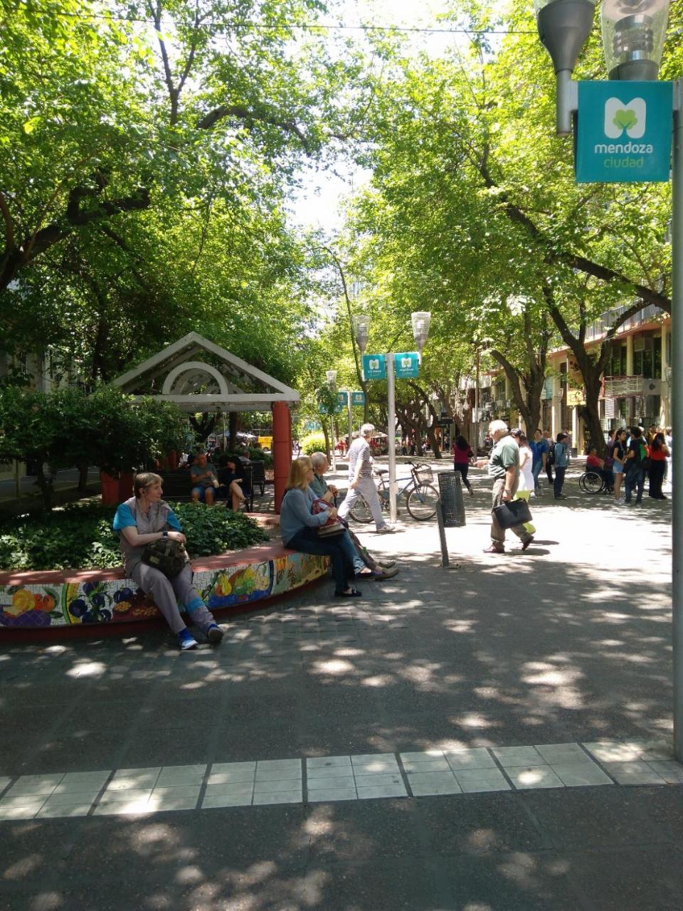 Plaza Independencia Apartment Mendoza Luaran gambar
